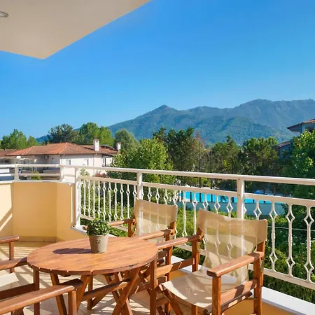 Ladikas Apartments Appart hôtel 3*