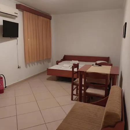 Ladikas Apartments Apartahotel