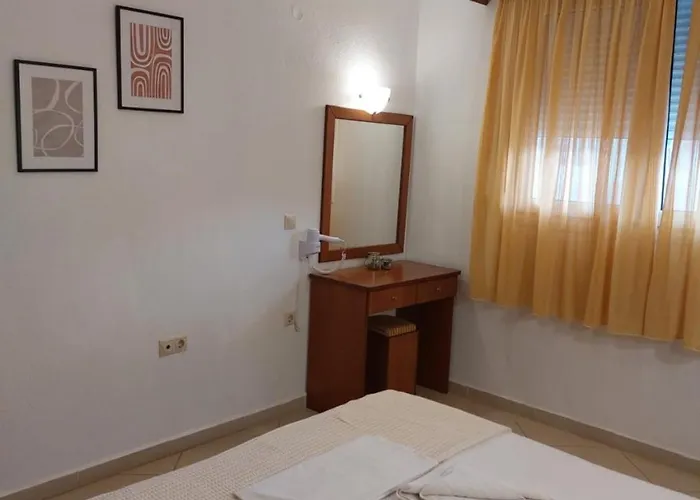Ladikas Apartments Appart hôtel