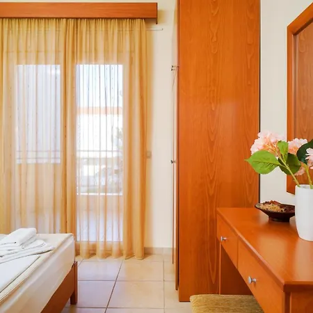 Ladikas Apartments Lejlighedshotel