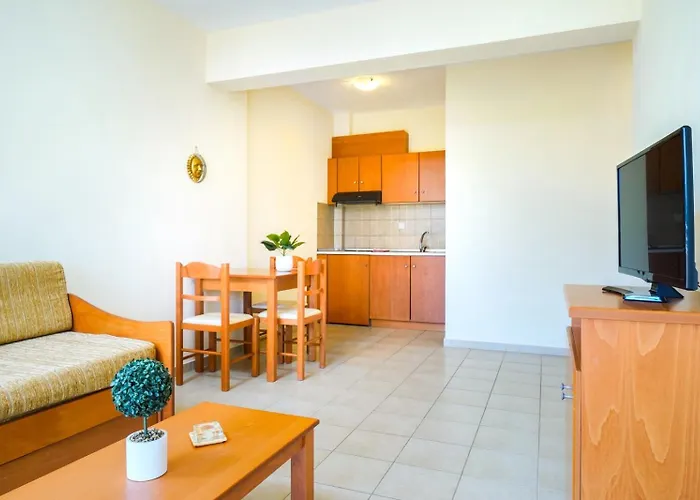 Апарт-отель Ladikas Apartments Хриси-Амудия